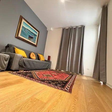 Luxury Pisu Apartment